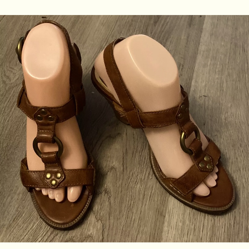 Frye Womens Mandy T Strap Sandals Cone Heels Brown